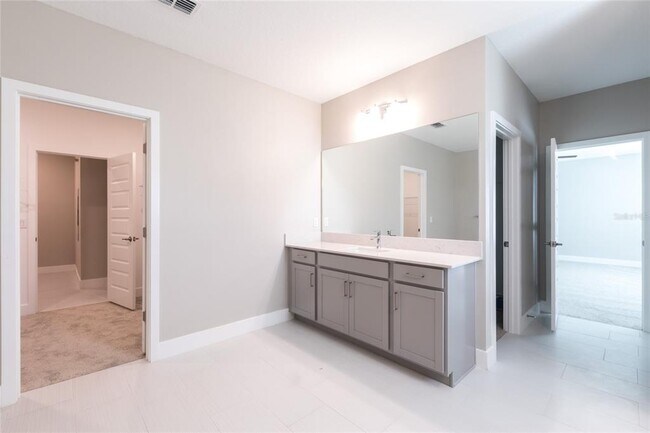 Building Photo - 7714 S Faul St