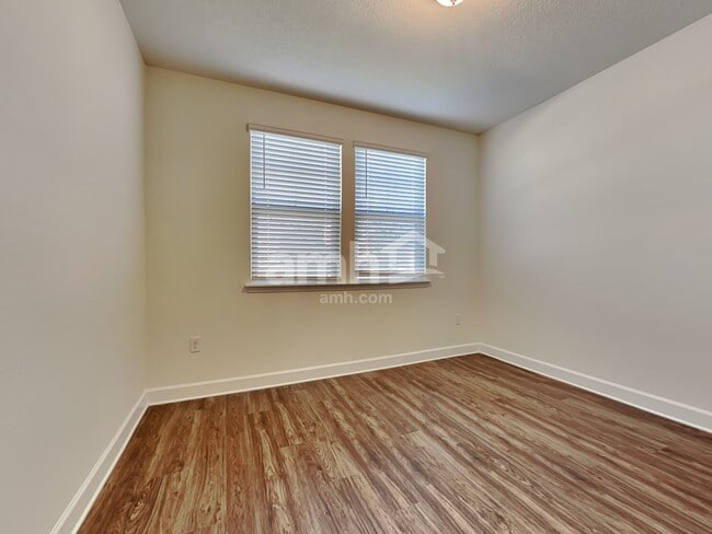 Building Photo - 1276 Tan Tara Trail