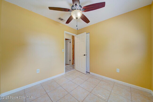 Building Photo - 165 Virginia Rd