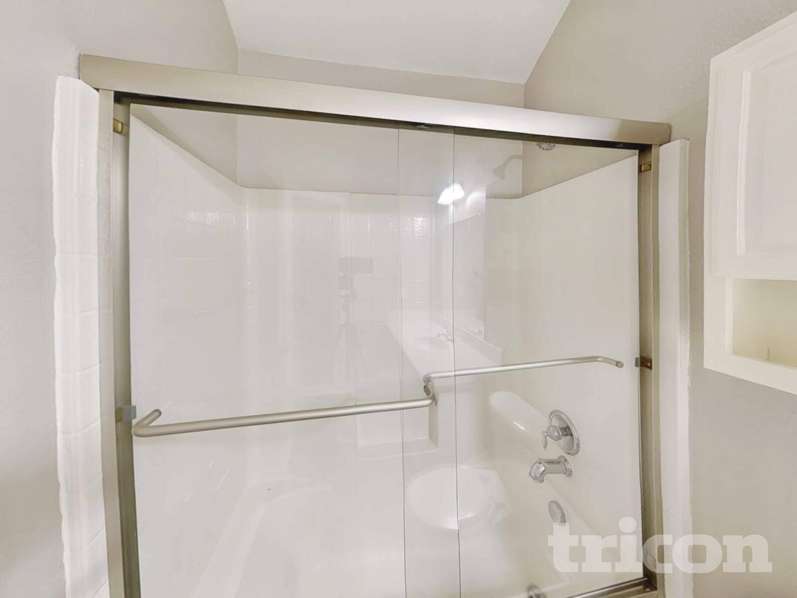 Building Photo - 630 Azalea Dr