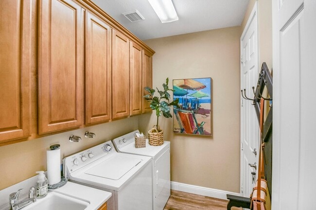 Building Photo - 41538 Corte Jalisco