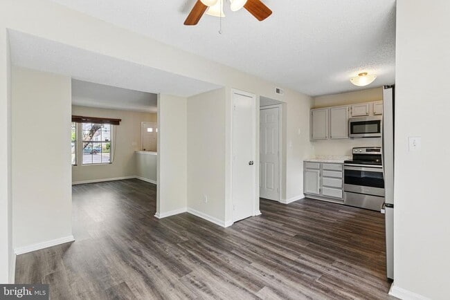 Building Photo - 505 Knollwood Ct