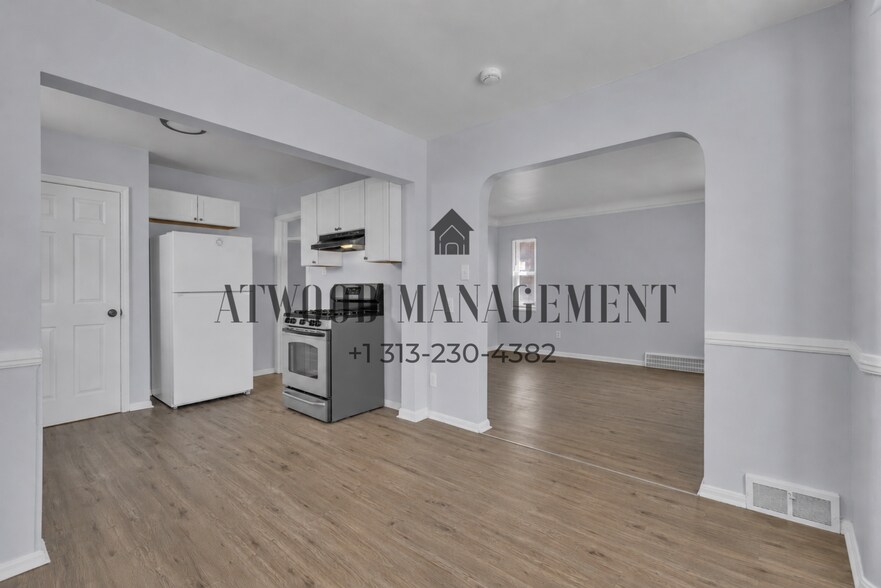 Building Photo - 13669 Pfent St