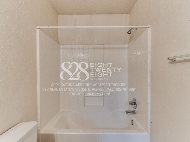 Building Photo - PRELEASING NOW FOR JULY 2026! Amazing 3 Bed/2.5 Bath/2-Car Garage Condo Minutes from Campus!