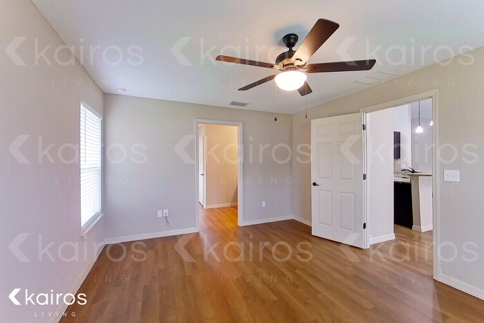 Building Photo - 4481 SW 139th Pl