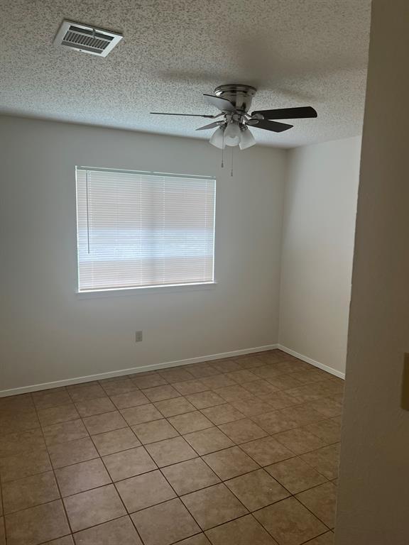 Building Photo - 1911 Gracy Farms Ln