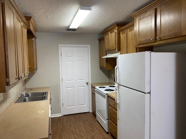 Building Photo - 113 Apache Trail