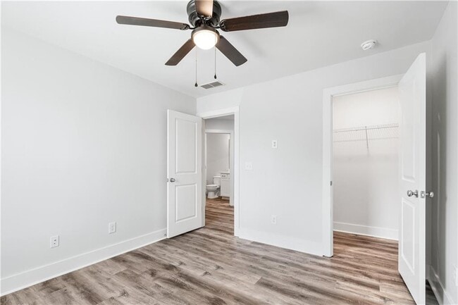 Building Photo - 5311 Bentayga Dr