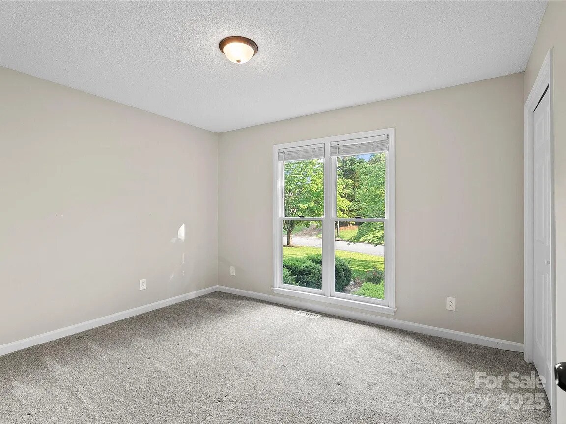 Building Photo - 3124 5th Street Pl NE