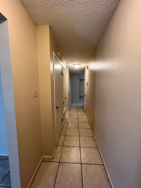 Building Photo - 320 Highland Estates Dr