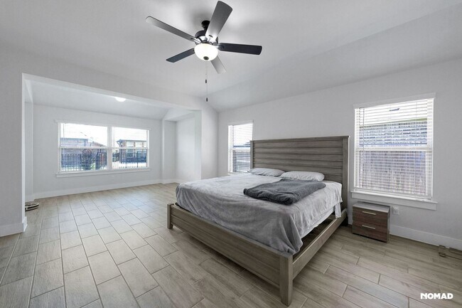 Building Photo - 1821 Arapaho Mountain Pass