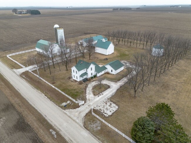 Building Photo - Peaceful Country Living in DeLand, IL – 3 Bed, 2 Bath Farmhouse