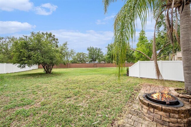 Building Photo - 6711 Thackston Dr