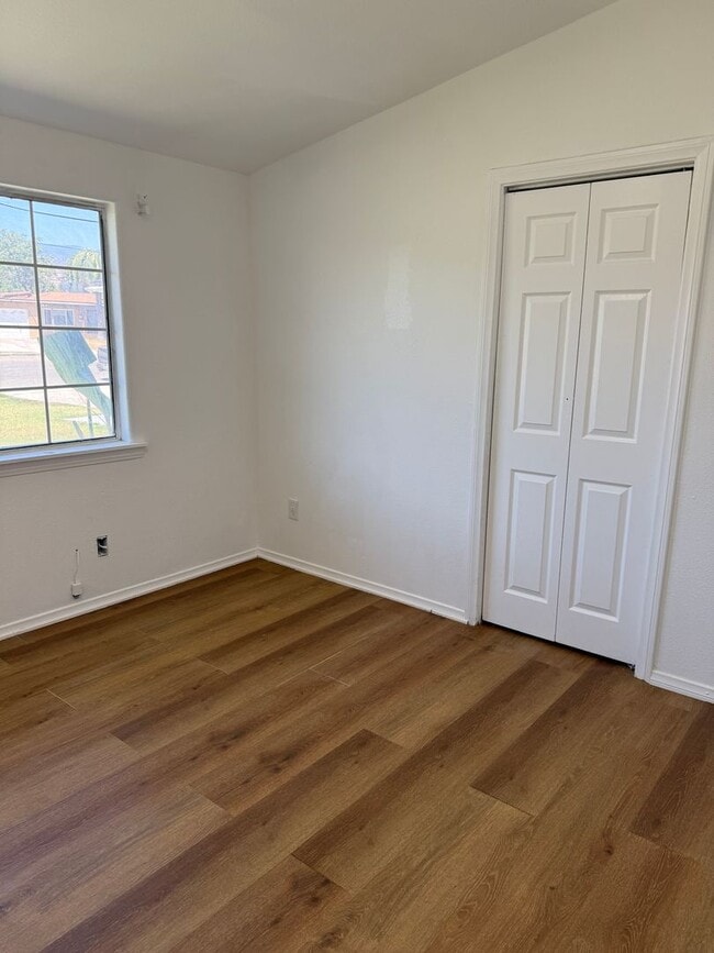 Building Photo - Charming 4-Bedroom Home for Rent in San Be...