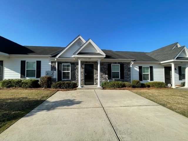 Building Photo - 204 York Way