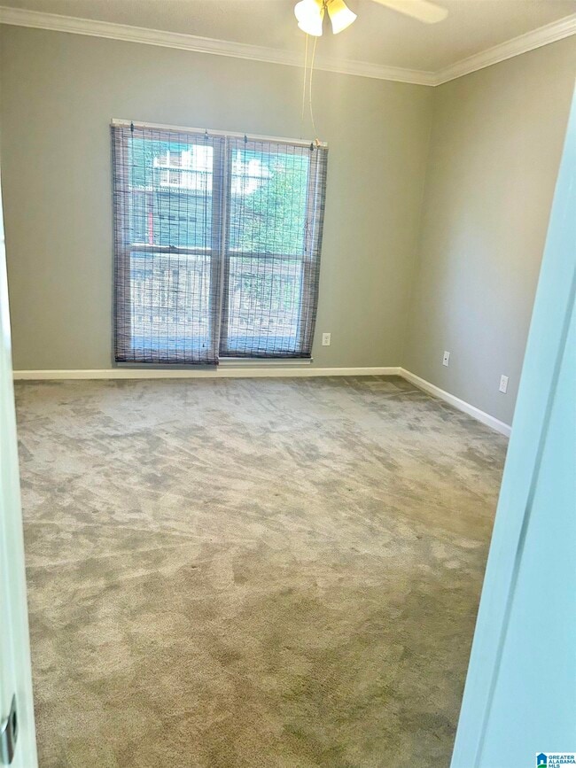 Building Photo - 2212 Ascot Ln