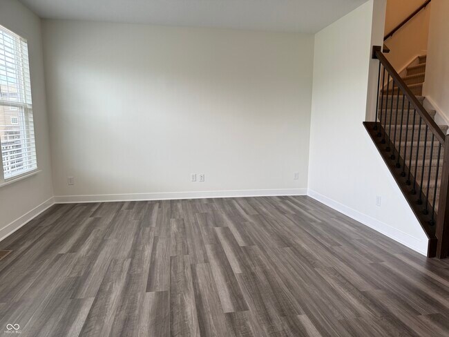 Building Photo - 912 Yorkshire Ln
