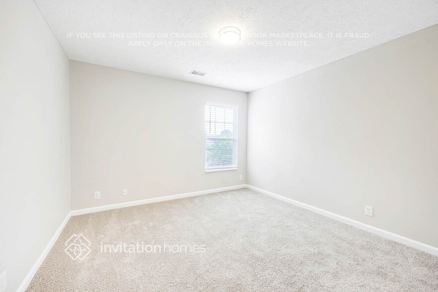 Building Photo - 145 Saddle Dr