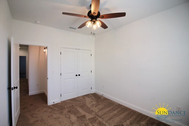 Building Photo - Nice 3 Bedroom Townhome in Fort Walton Beach