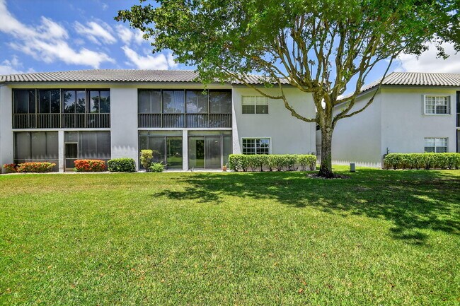 Building Photo - 11570 Briarwood Cir