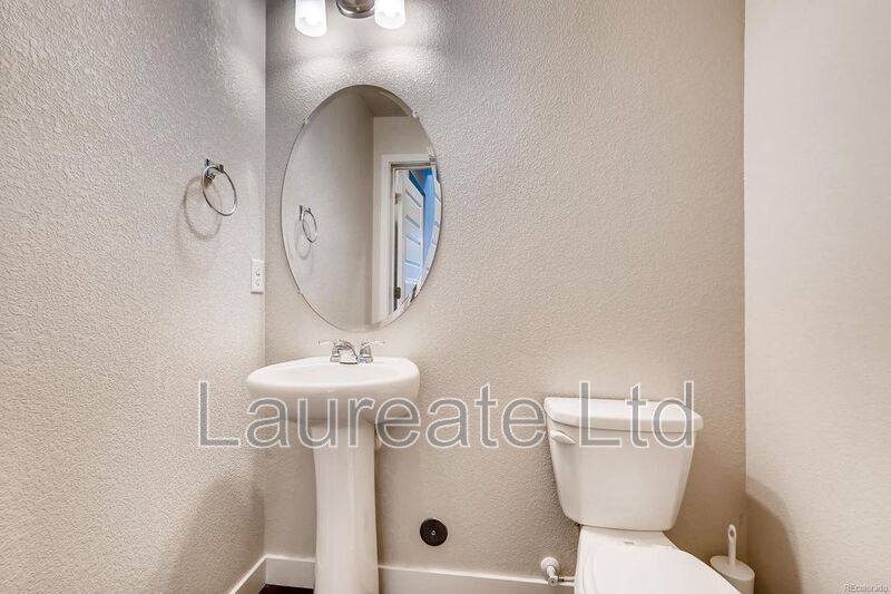 Building Photo - 2069 W 67th Pl