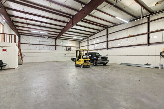 Building Photo - 7302 Domino Ln