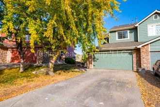 Building Photo - 440 W 91st Cir