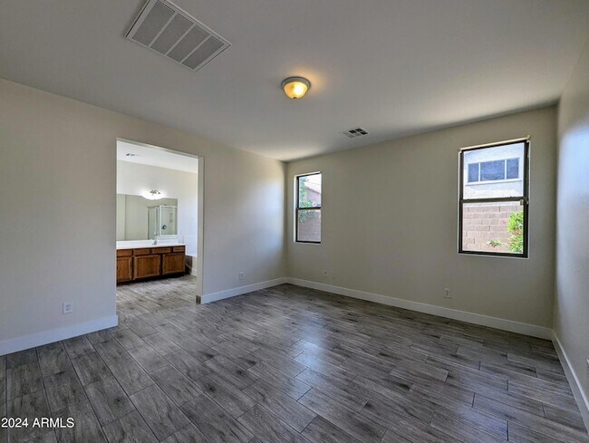 Building Photo - 15432 W Tasha Cir