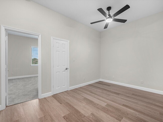 Building Photo - 603 N Milby St
