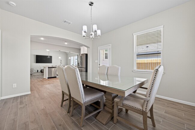 Building Photo - 11676 Whirlaway Dr