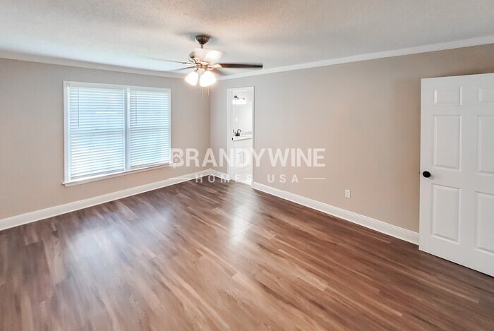 Building Photo - 7055 Cobblestone Dr