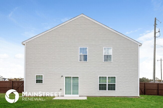 Building Photo - 111 Naples Rd