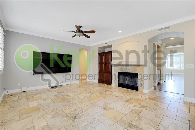 Building Photo - 6820 Cherry Ridge Cir