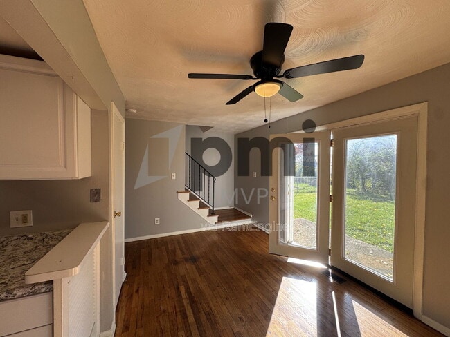 Building Photo - 3029 Rotunda Ct S