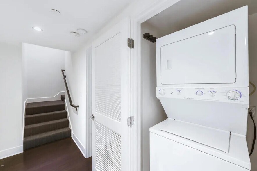 Building Photo - 1730 Sawtelle Blvd