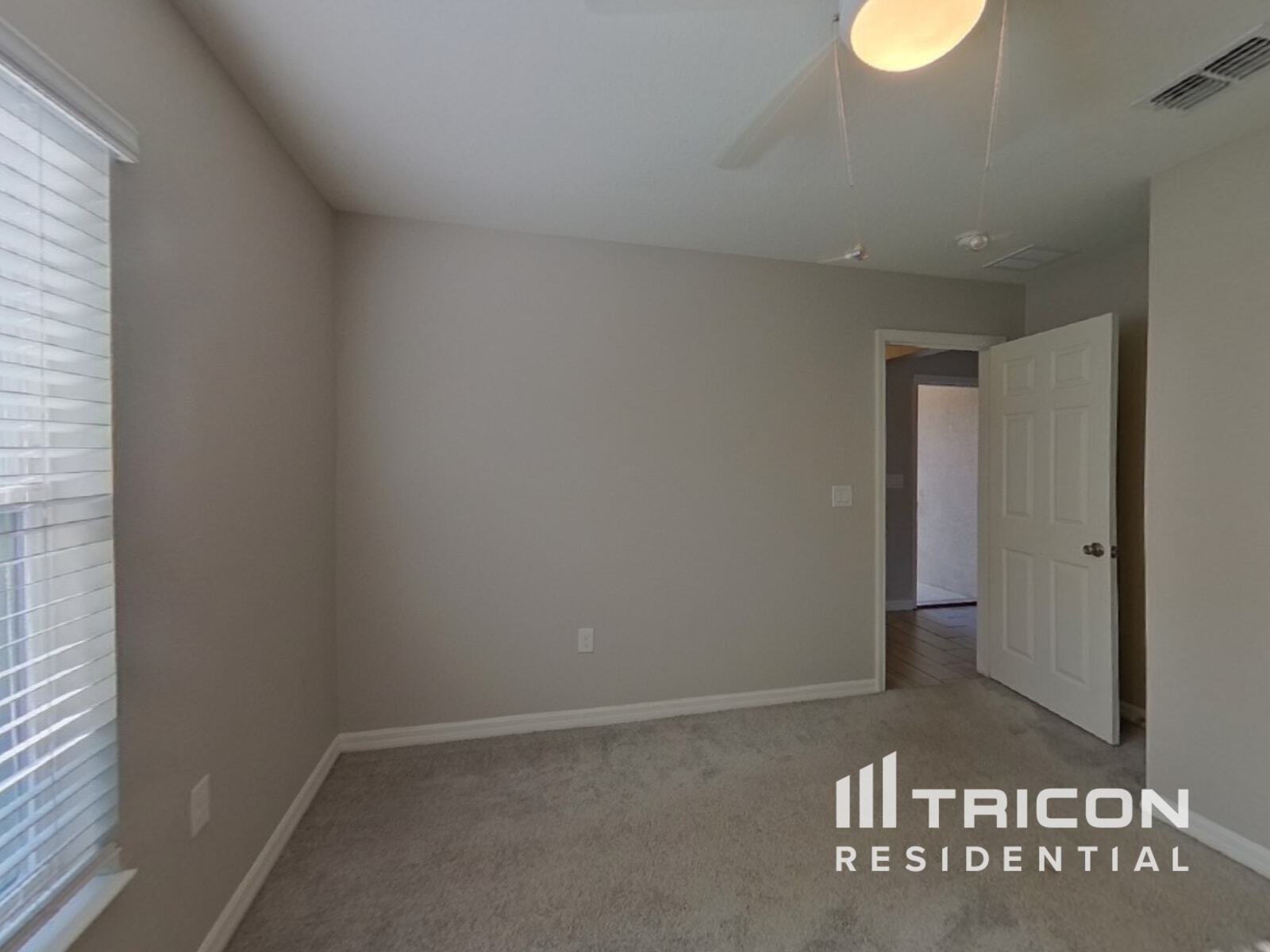 Building Photo - 3252 Eagle Hammock Cir