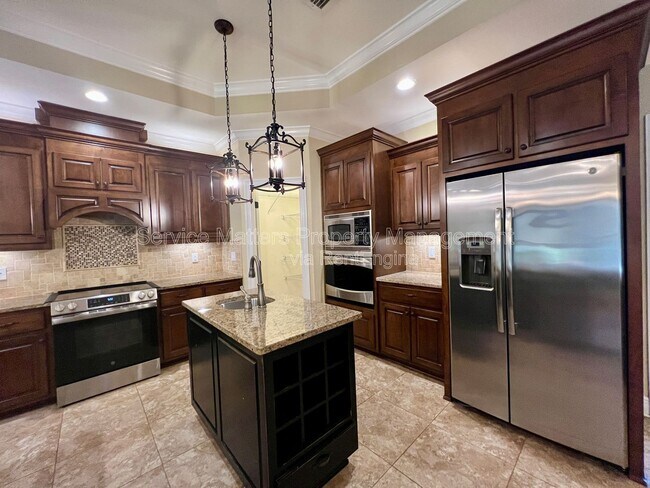 Building Photo - 2926 Greystone Dr