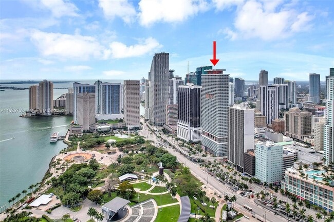 Primary Photo - 50 Biscayne Blvd