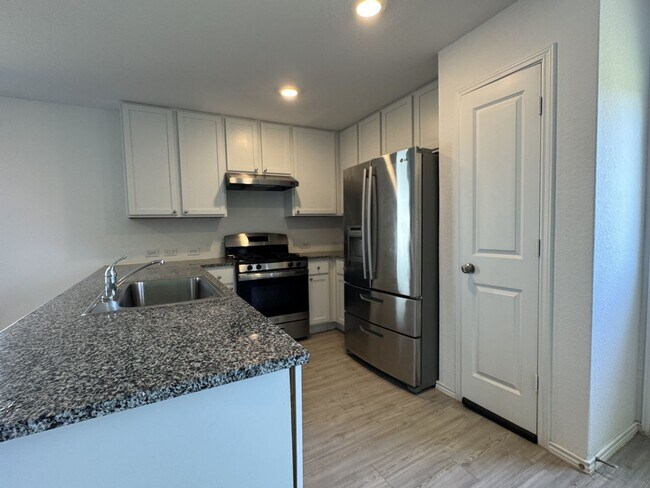 Building Photo - 14803 Brandy Bnd