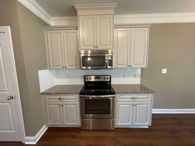 Primary Photo - Prime Evans Location! 4-Bedroom/2.5 Bathro...