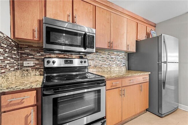 Building Photo - 375 Ralph McGill Blvd NE