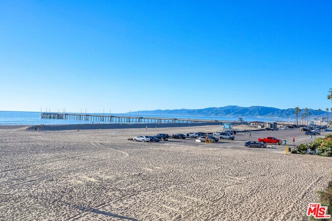 Building Photo - 1 Driftwood St