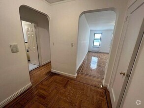 Building Photo - 1 bedroom in BRONX NY 10453