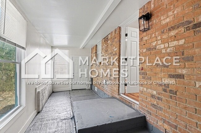 Building Photo - 10199 Foxfire Terrace