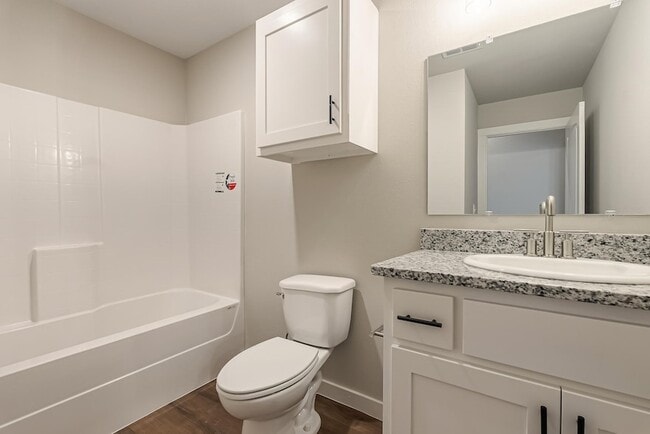 Building Photo - 2633 Baron Ave