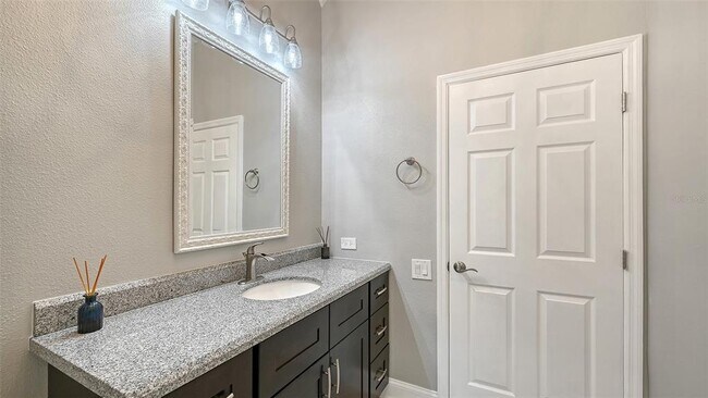 Building Photo - 6911 Riversedge St Cir