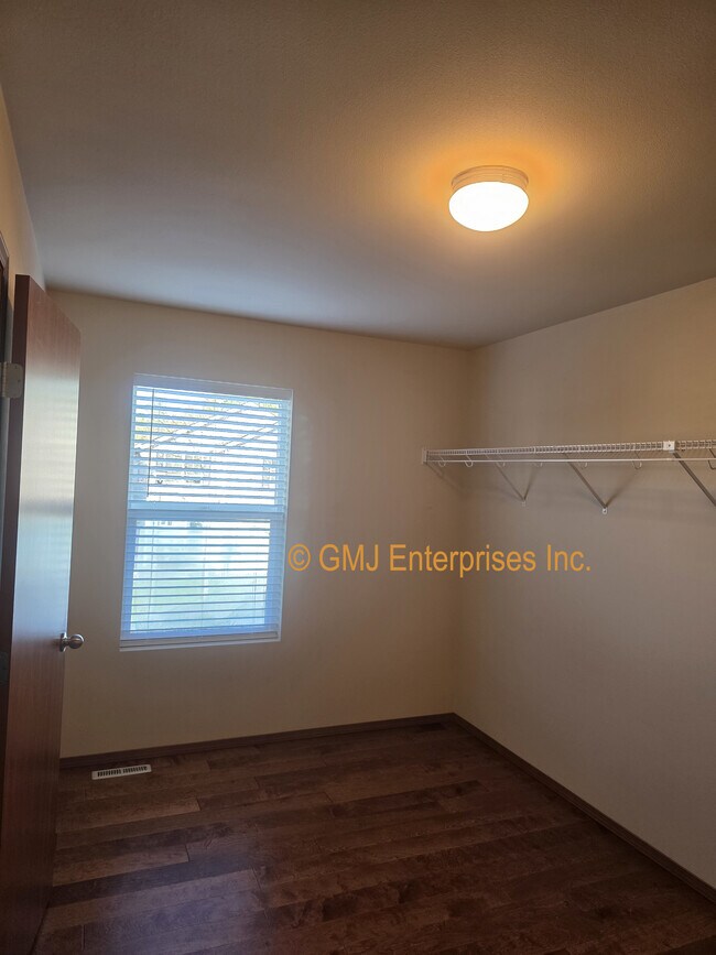 Building Photo - 9912 198th Ave Ct E