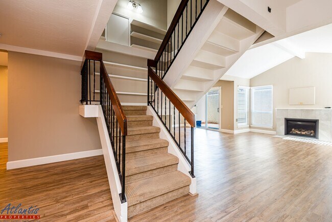 Building Photo - Lovely Home | Central A/C | E.V. Charger