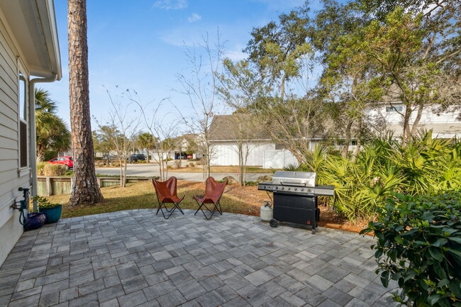 Building Photo - 1539 Coastal Oaks Dr
