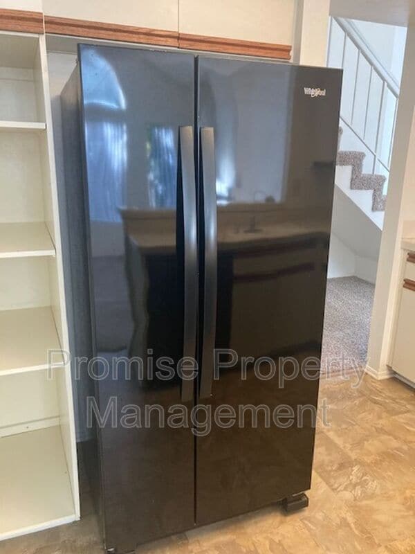 Building Photo - 1744 Calle Platico